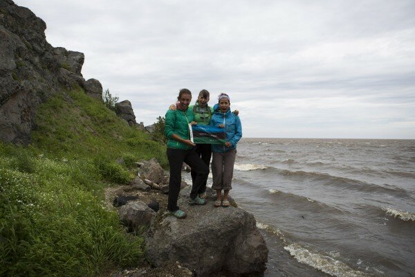 Arriving at the Sea of Okhotsk, the end of the journey.